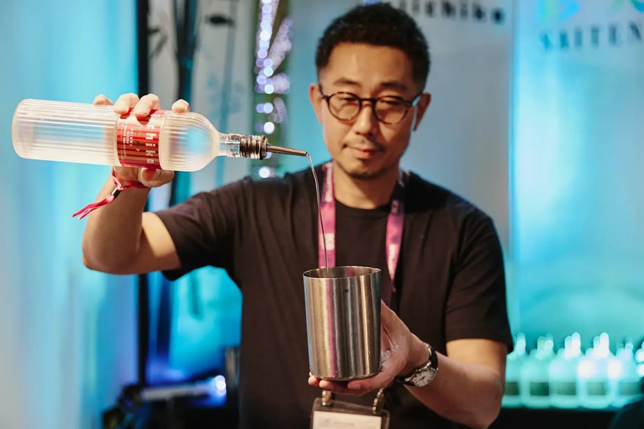 Kenta Goto of BAR GOTO and BAR GOTO Niban showcasing his skills as a guest bartender