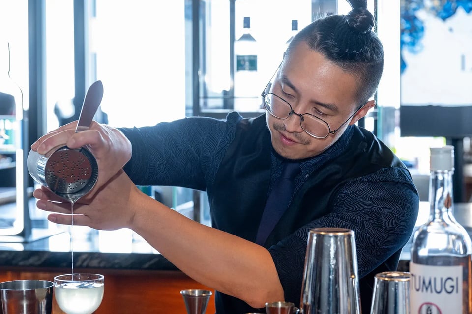 Tom pouring a Grow a Pear